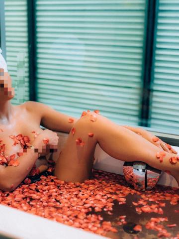 Лена Белокурая Красотка фото 4